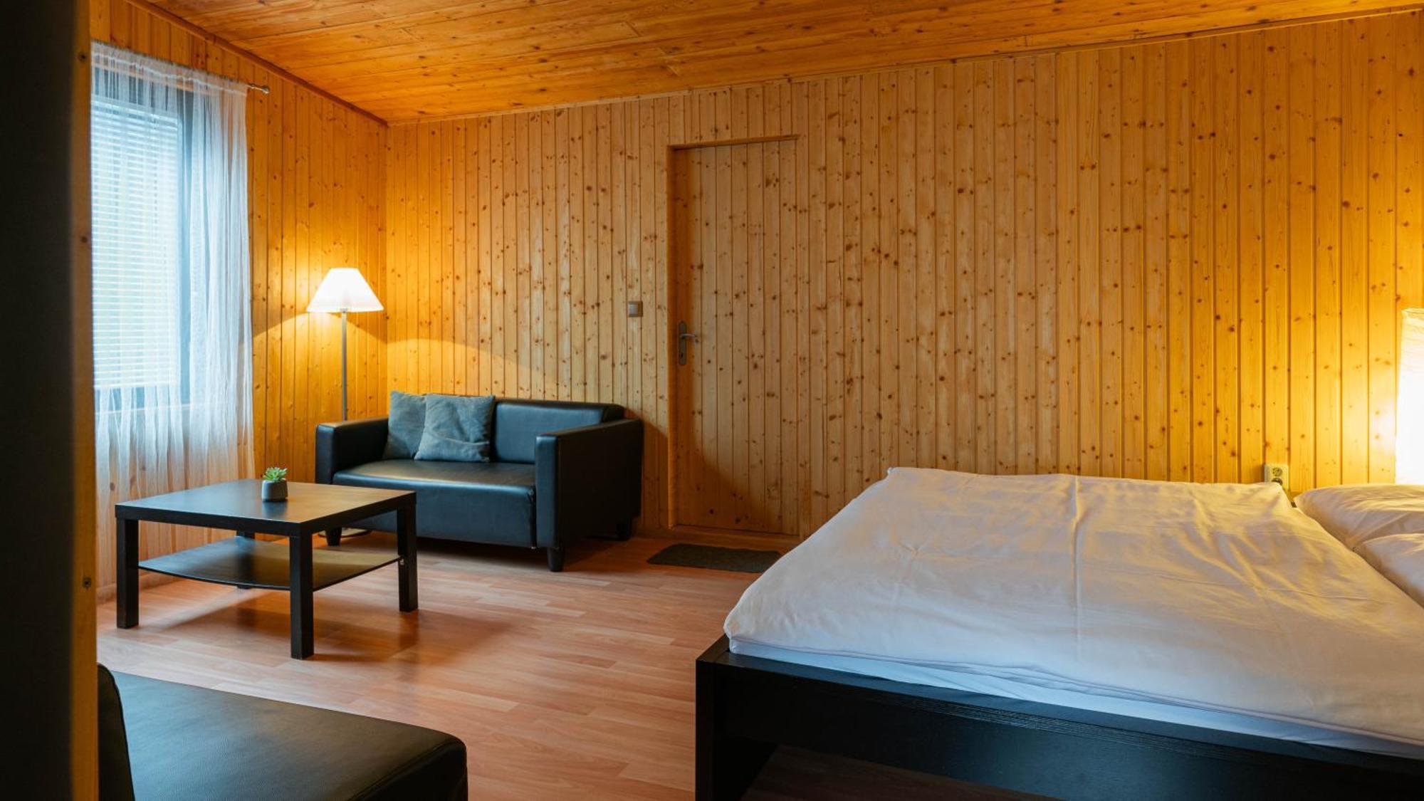 Ski House Jursport Zavazna Poruba Экстерьер фото
