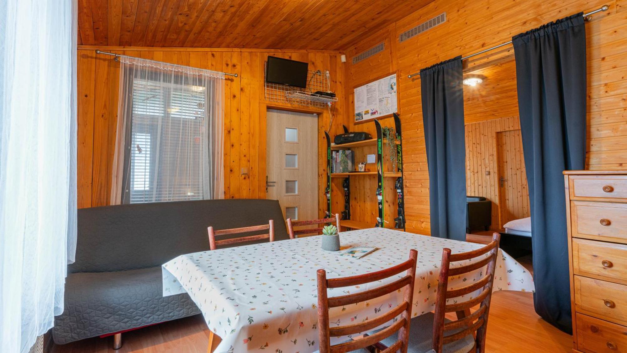 Ski House Jursport Zavazna Poruba Экстерьер фото